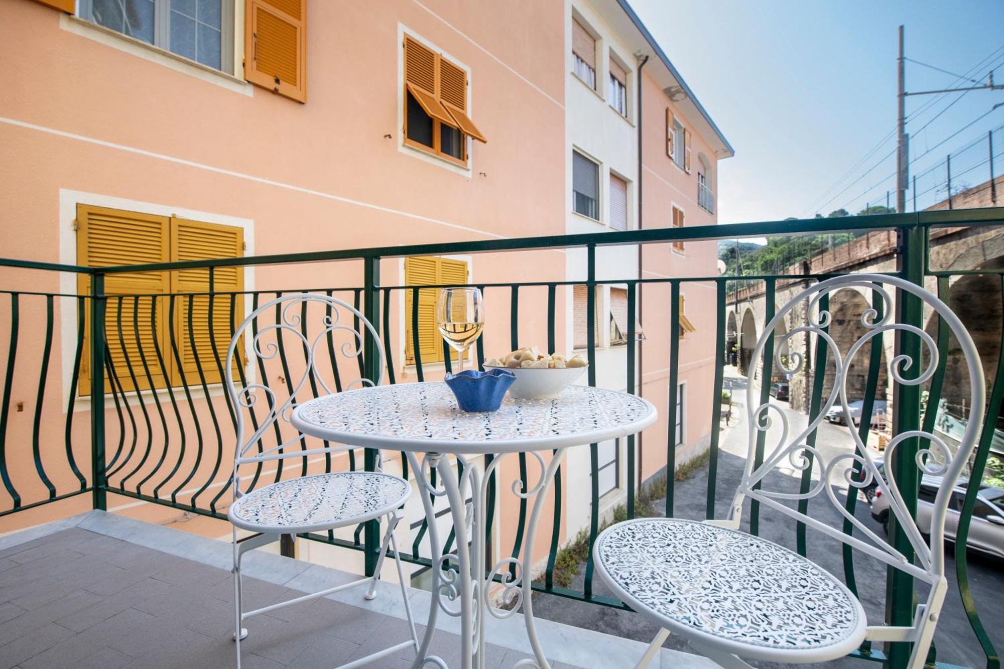 Amoneglia Hotel Bagian luar foto
